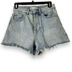 SOLD ZARA denim high rise daisy dukes, 4